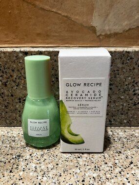 Glow Recipe Avocado Ceramide Recovery Serum !! NIB